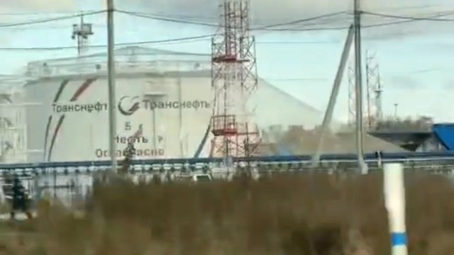 Новатэк приостановил работу комплекса в Усть-Луге 