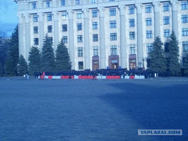Восточная Украина против фашизма и за референдум!