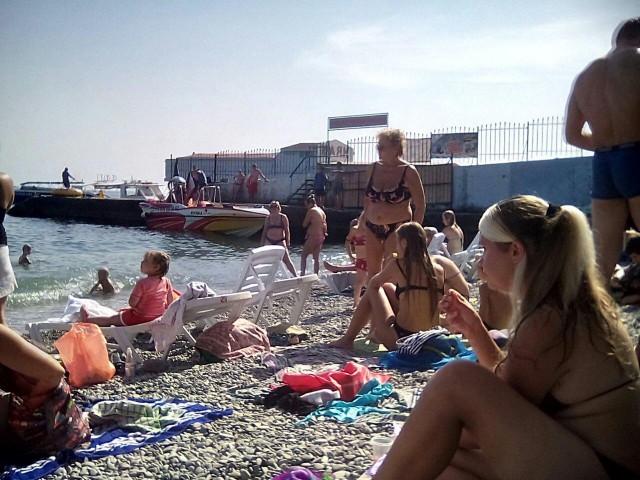 На море в сентябре.