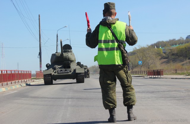 Как Т-34 готовят к параду Победы в Нижнем Новгороде
