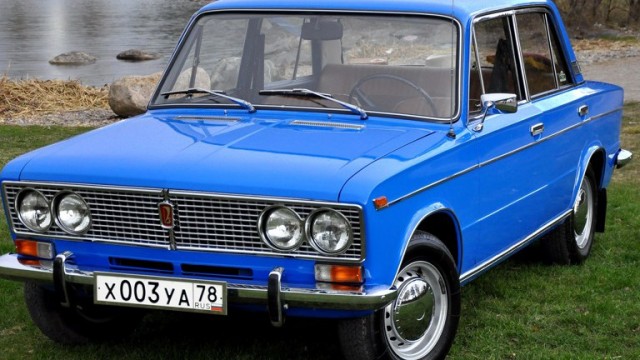 А какая была ваша первая тачка?