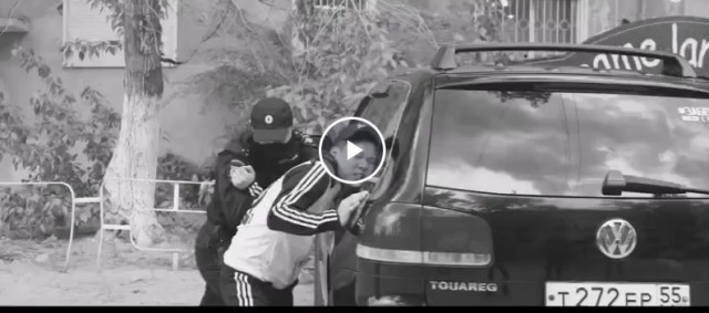 В Бурятии сняли невероятно полезную социалку про воришек из машин