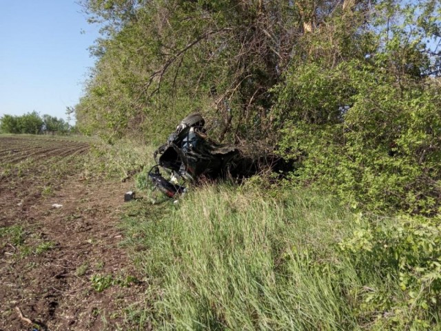 В Ростовской области водитель BMW погиб в ДТП, после того, как покинул место другой аварии и разогнался до 243 км/ч