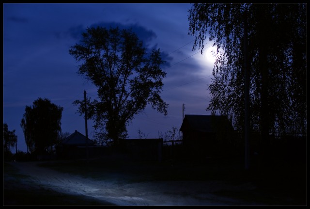 Просто красиво. Несколько ночных деревенских фото