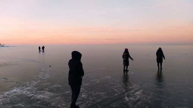 Вот и скользанки пошли