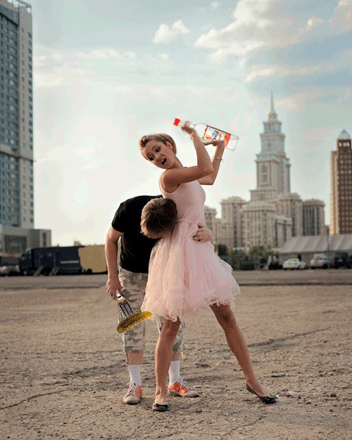 Фотожаба: Фотограф и дама со стулом