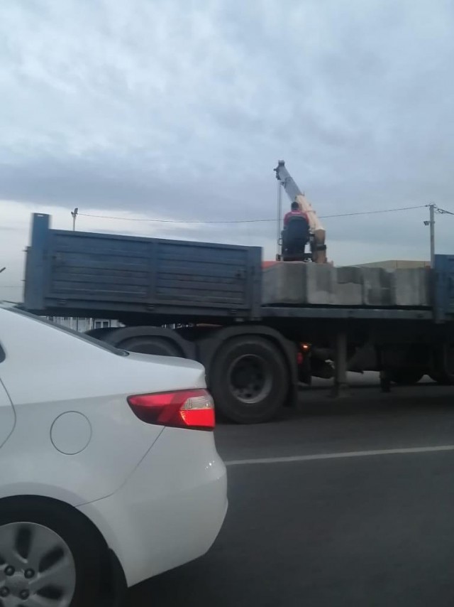 Под Ростовом четыре рынка окружили 3,5 тысячи силовиков