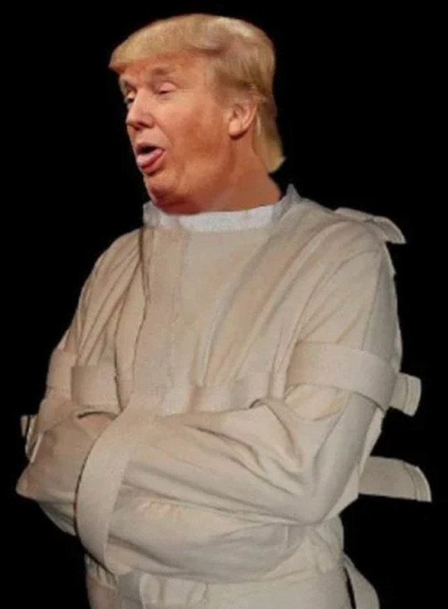 Харизматичный и популярный Алекс Джонс о Трампе (которого еще недавно поддерживал)