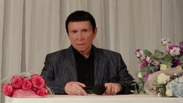 Главного сексиста и бизнес-коуча Твиттера Эндрю Тейта и его брата Тристана задержали в Майами