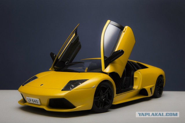 Lamborghini в масштабе 1:18