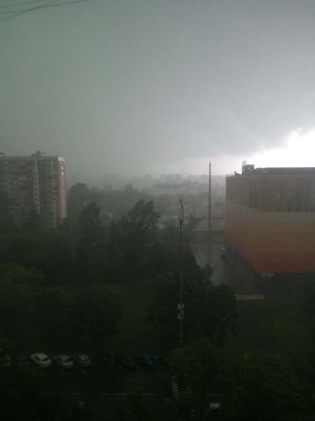 Готовьте ковчег: на Москву обрушится ливень как из Ветхого Завета
