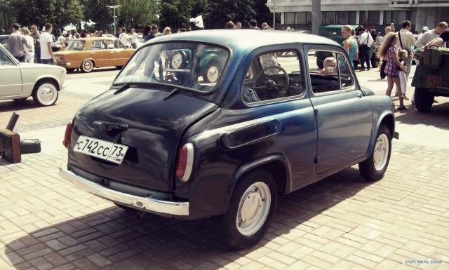 Выставка ретро автомобилей