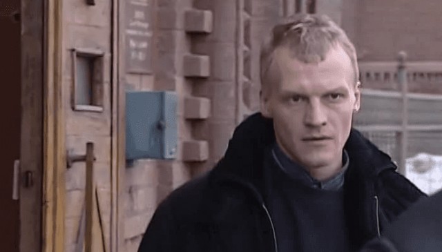 Притихший Алексей Серебряков