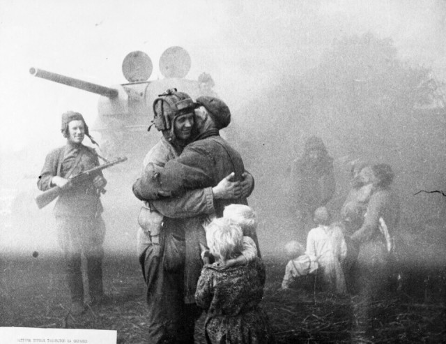Великая Отечественная в фотографиях-8