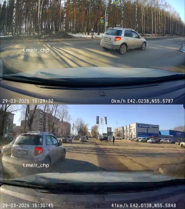 Две внимательные девочки на переходе