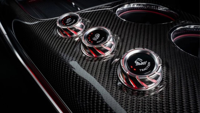 Состоялась премьера нового гиперкара Mercedes-AMG GT