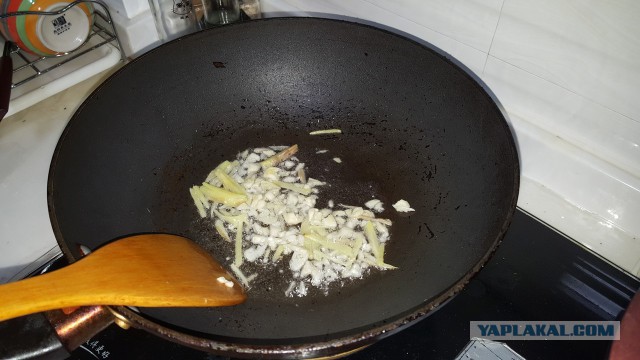Две половинки сердца китайской свиньи.