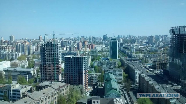 Голая правда о России: Крым, Москва, Питер, Казань