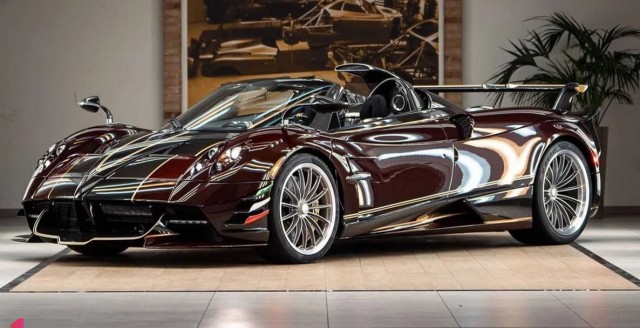 10 самых дорогих автомобилей аукциона Mecum за 2022 год.