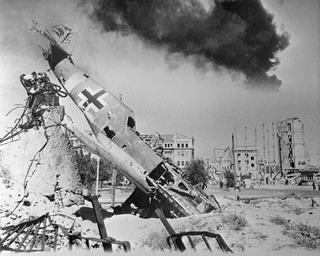 73 года со дня окончания Сталинградской Битвы