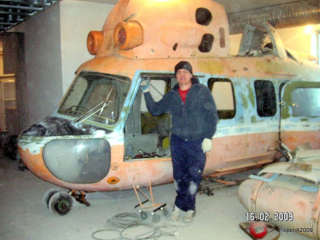 Дарите детям самолёты!