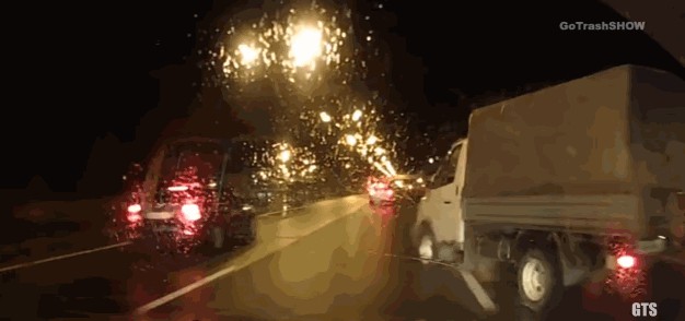 - Алло, да, удобно разговаривать.