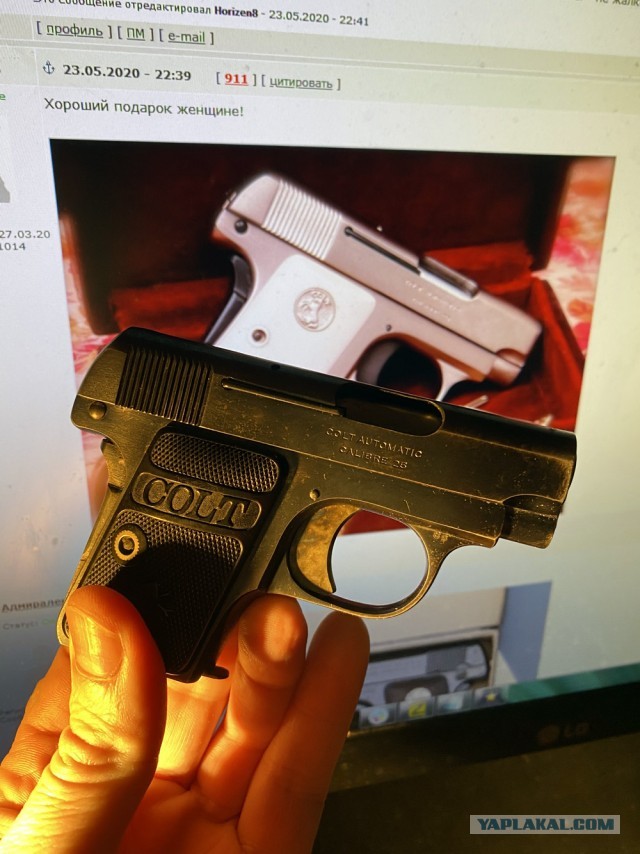 Пистолет Colt Model 1903 Pocket Hammerless - шедевр оружейной эстетики.