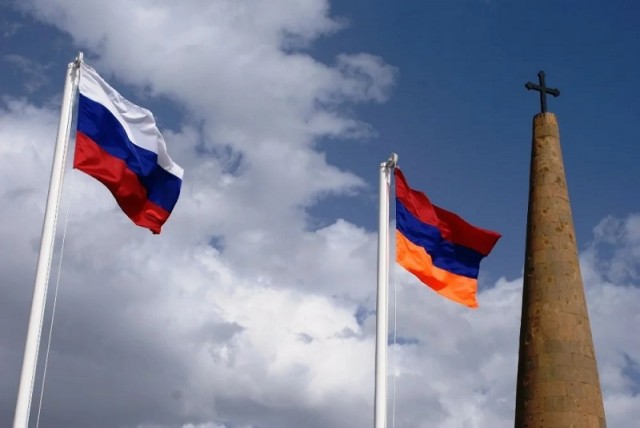 Пашинян заявил о желании Армении построить новые отношения с Россией