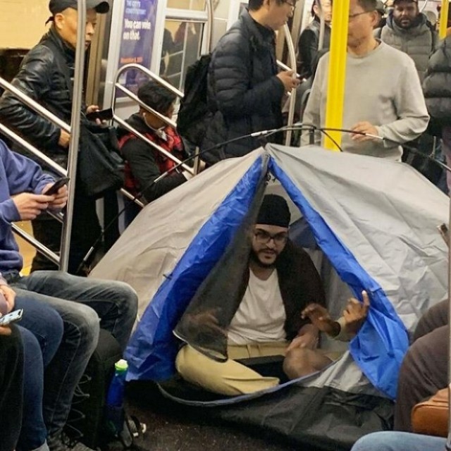 Зашквар и дичь в американском метро