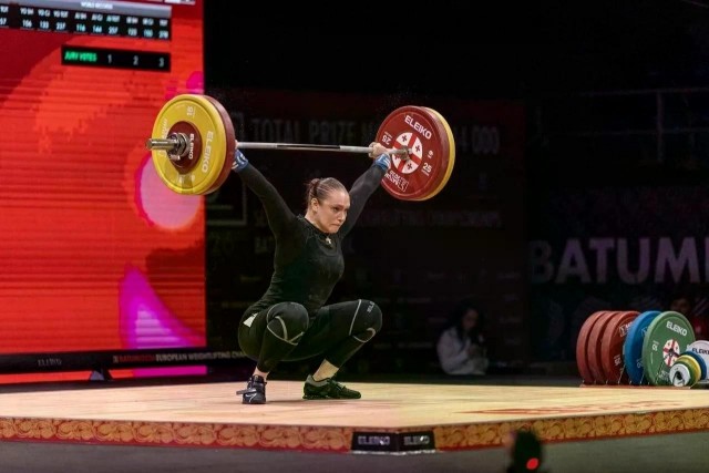 Варвара Кузьминова из пос. Зелёный завоевала две серебряные медали на чемпионате Европы по тяжелой атлетике