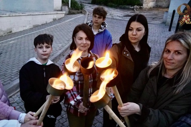 Факельное шествие в Керчи