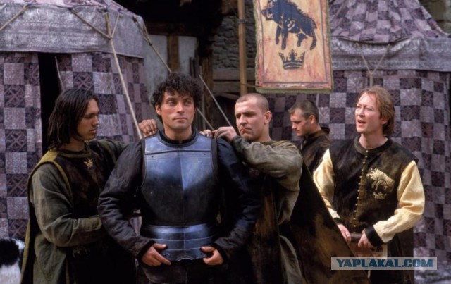 Немцов скакал, доказывая, что не москаль