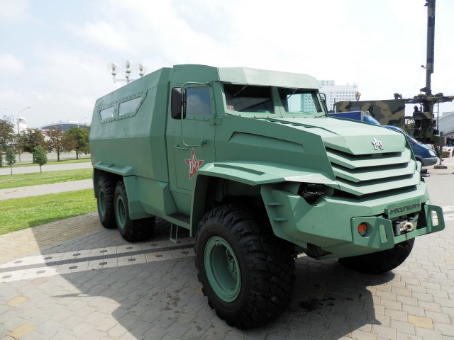 MILEX 2014 . Выставка вооружений. Зарисовка