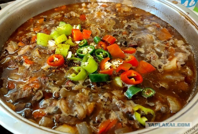 Кулинария: Чили Кон Карне (чили с мясом) или солянка по американски.