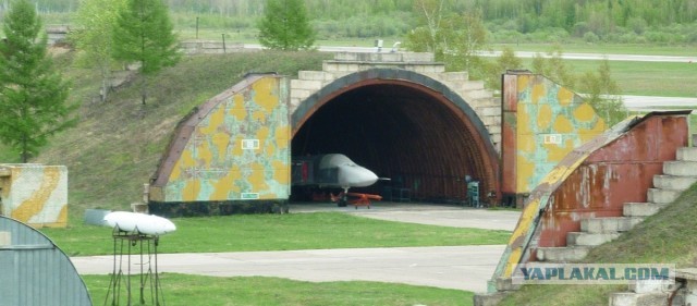 Первые спутниковые снимки авиабазы «Белая»