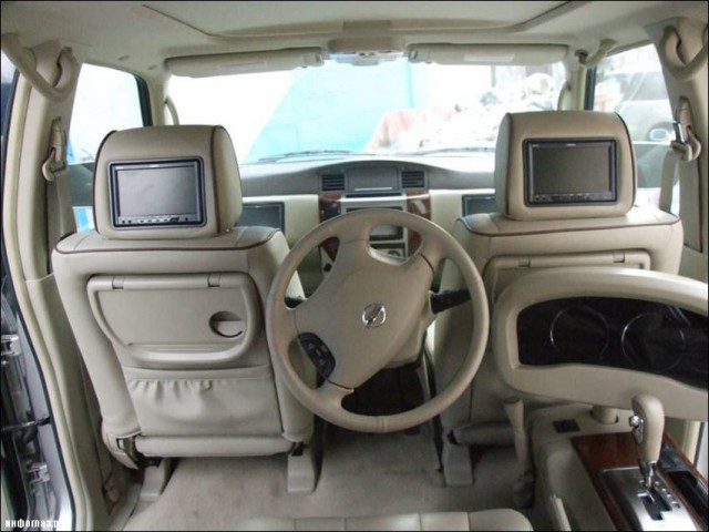 10 необычных Nissan
