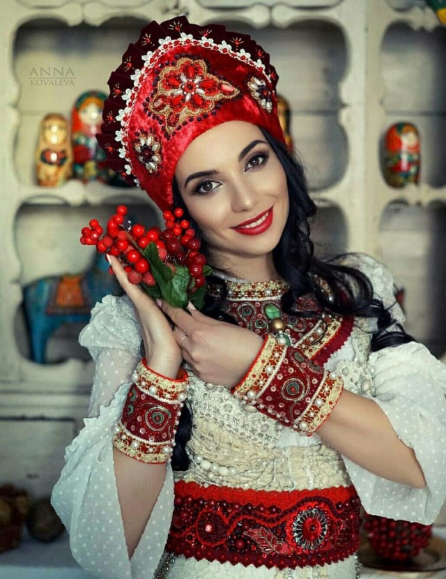 Барыни-сударыни и дворовые девки
