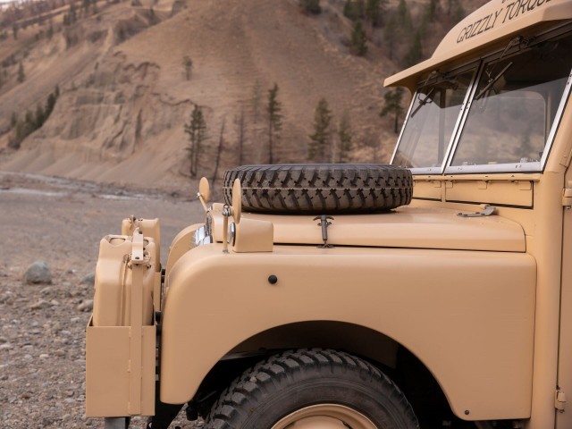 1957 Land Rover 'Grizzly Torque'. Автопятница №38