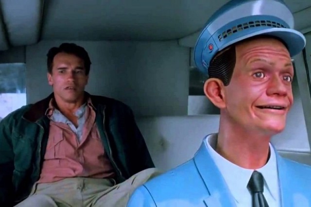 Первый взгляд на CyberCab роботакси Илона Маска
