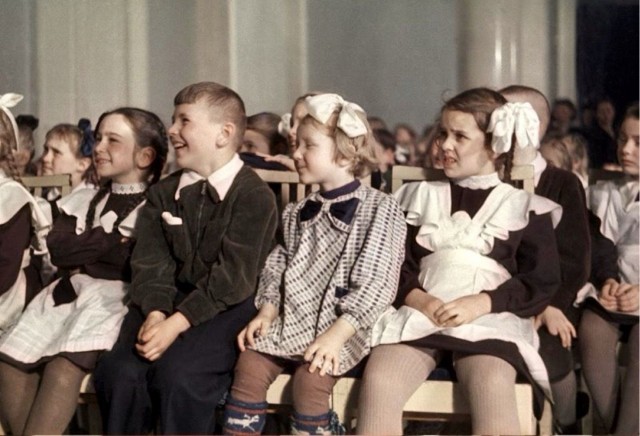 Фотографии из прошлого нашей страны в цвете -100