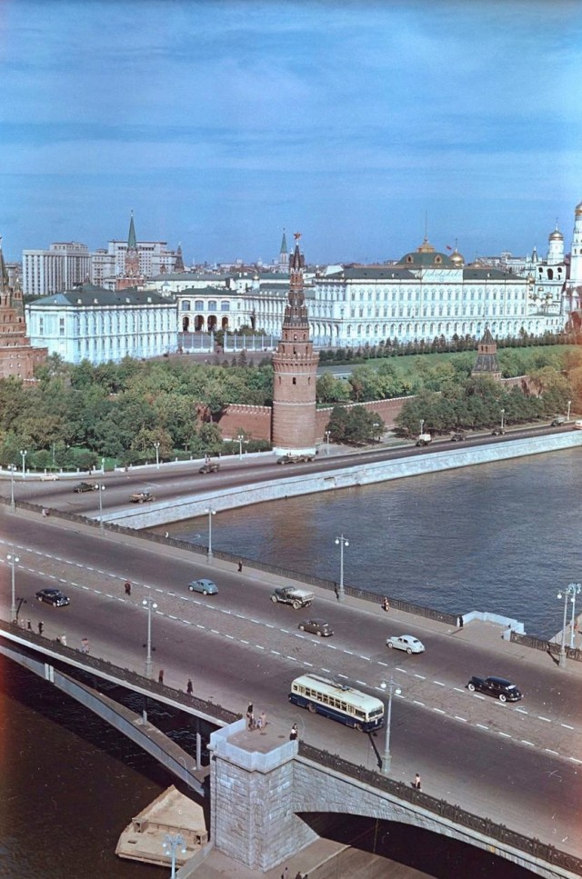 Москва и москвичи. Двадцатый век. 11.07.25