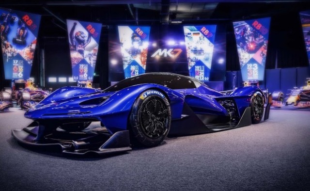 Новый гиперкар Red Bull оказался быстрее Формулы 1