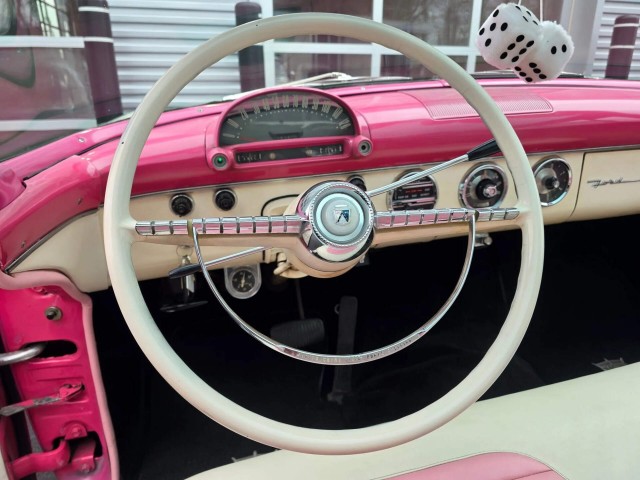 Impala и Crown Victoria. Самые первые