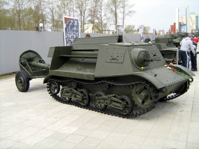 Игра на ЯПе: Угадай АВТО-9