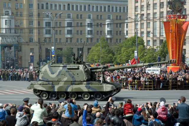 Военная техника на параде 9го мая