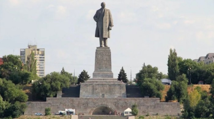 Четыре меча скульптора Вучетича