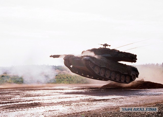 Почему танки НАТО не могут прыгать как танки СССР?