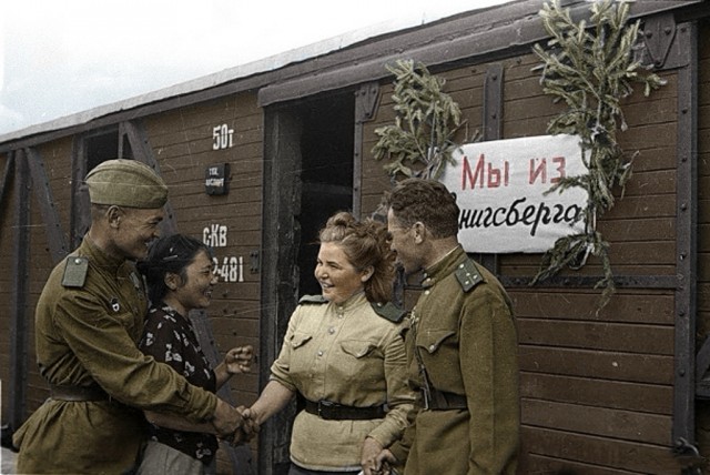 Фотографии связанных с историей Красной и Советской Армии.
