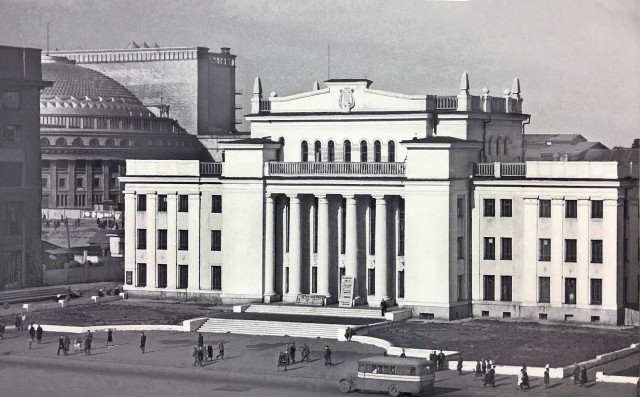 Первые два послевоенных года в исторических фотографиях