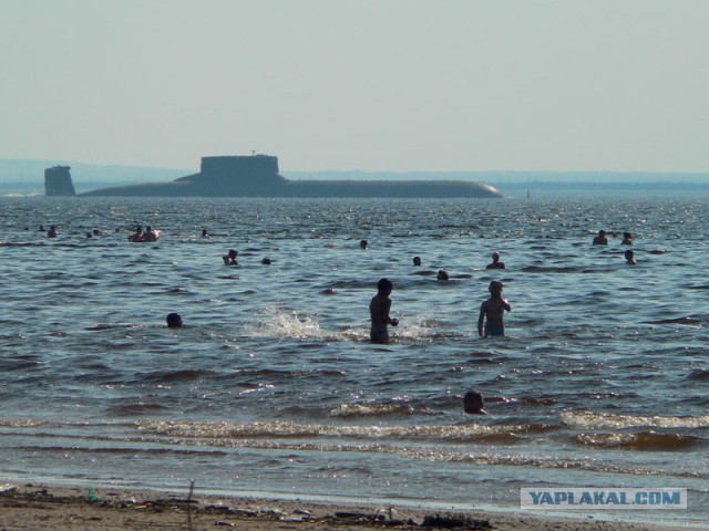 Ми-35 на пляже в крыму